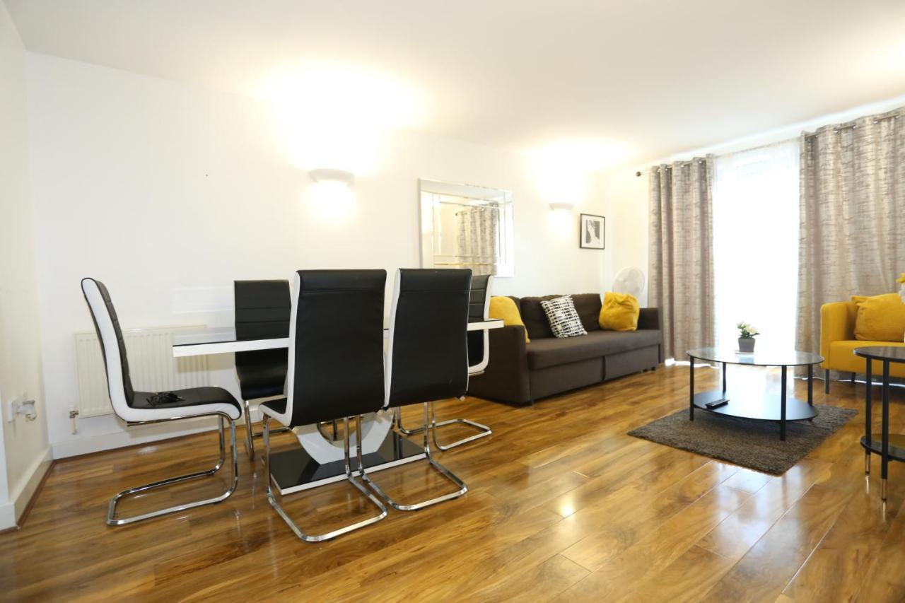 Lovely View 2 Beds 2 Bath Apartment, London Luaran gambar
