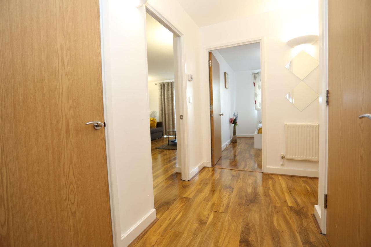 Lovely View 2 Beds 2 Bath Apartment, London Luaran gambar
