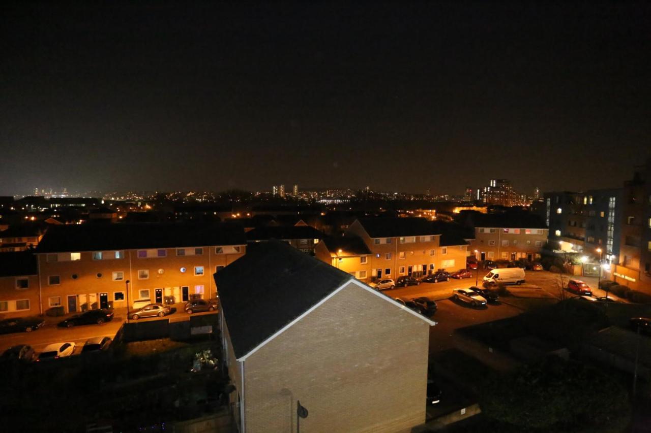 Lovely View 2 Beds 2 Bath Apartment, London Luaran gambar