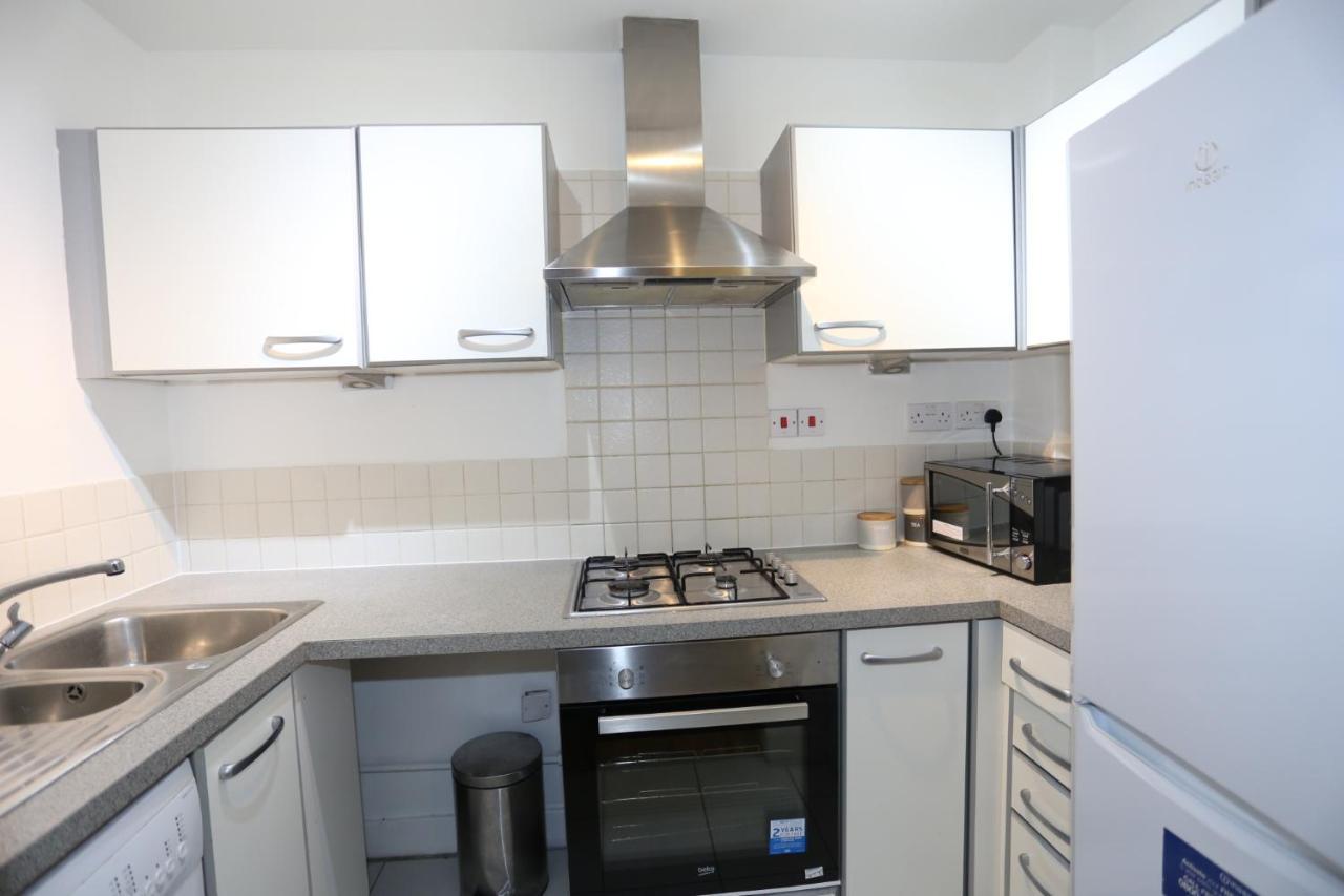 Lovely View 2 Beds 2 Bath Apartment, London Luaran gambar